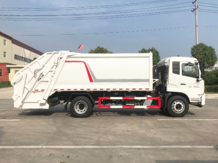 東風天錦壓縮式垃圾車