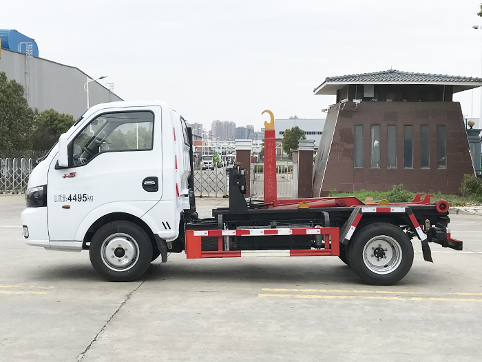 東風途逸車廂可卸式垃圾車