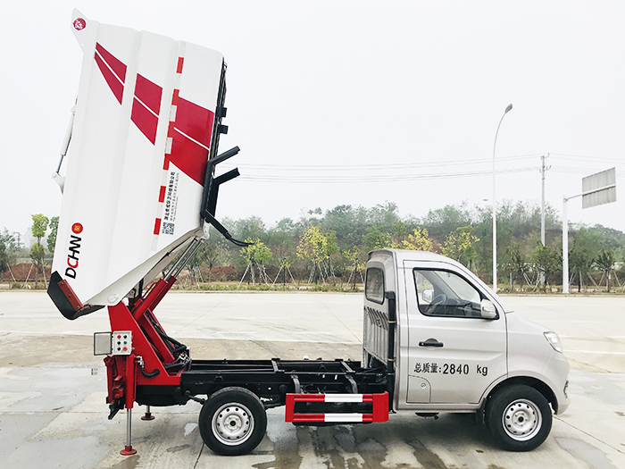 長安后掛桶式垃圾車