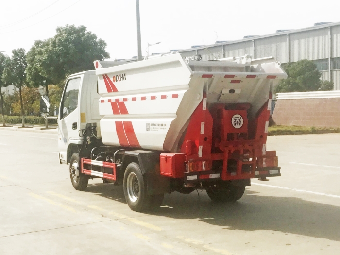 凱馬藍牌后掛桶式垃圾車