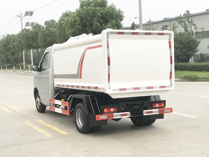 凱馬側掛桶式垃圾車