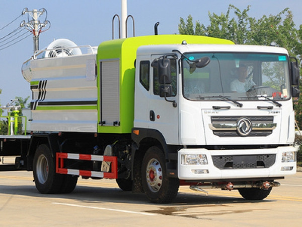 國六東風D9 12噸方罐抑塵車