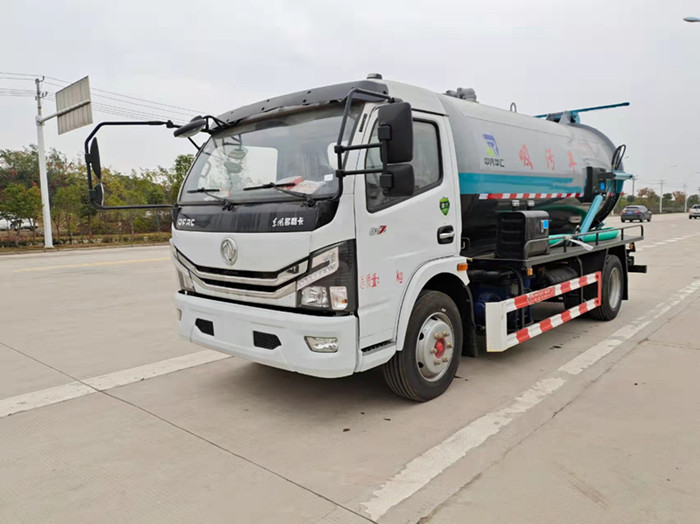 國六東風(fēng)大多利卡8方吸污車